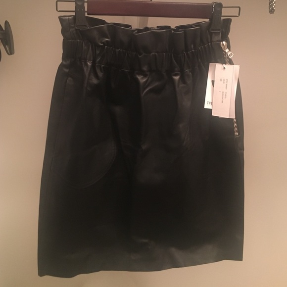 Brand New Adam Lippes leather skirt - Picture 2 of 2